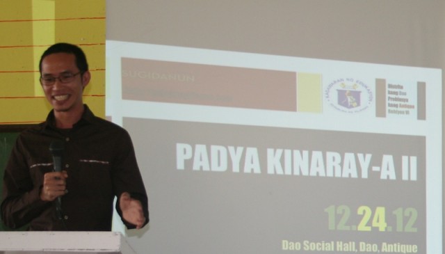 Si Gil S. Montinola, gabasa ka anang binalaybay. 