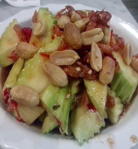 Salad kang hilaw nga mangga. 