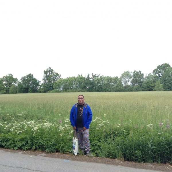 Si John kag ang mga bulak sa binit-karsada.